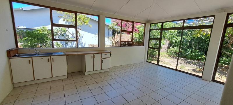 4 Bedroom Property for Sale in Stilbaai Wes Western Cape